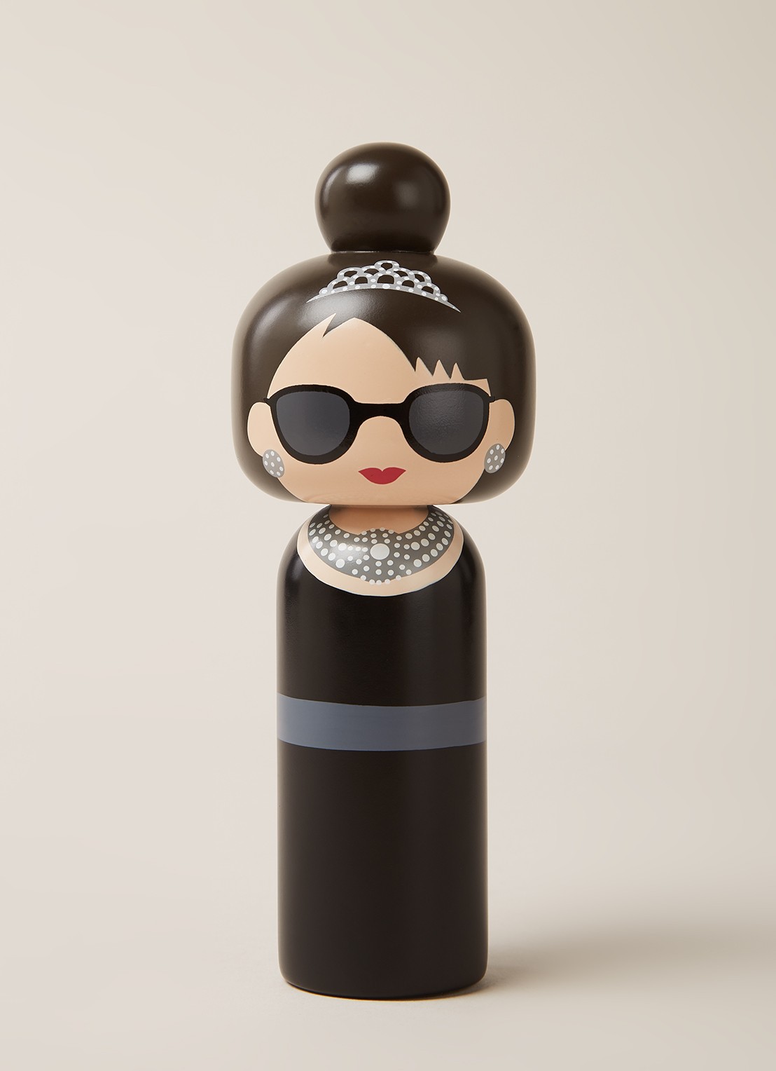 Lucie Kaas Audrey Kokeshi Doll 17 cm - voorkant 2 zwart