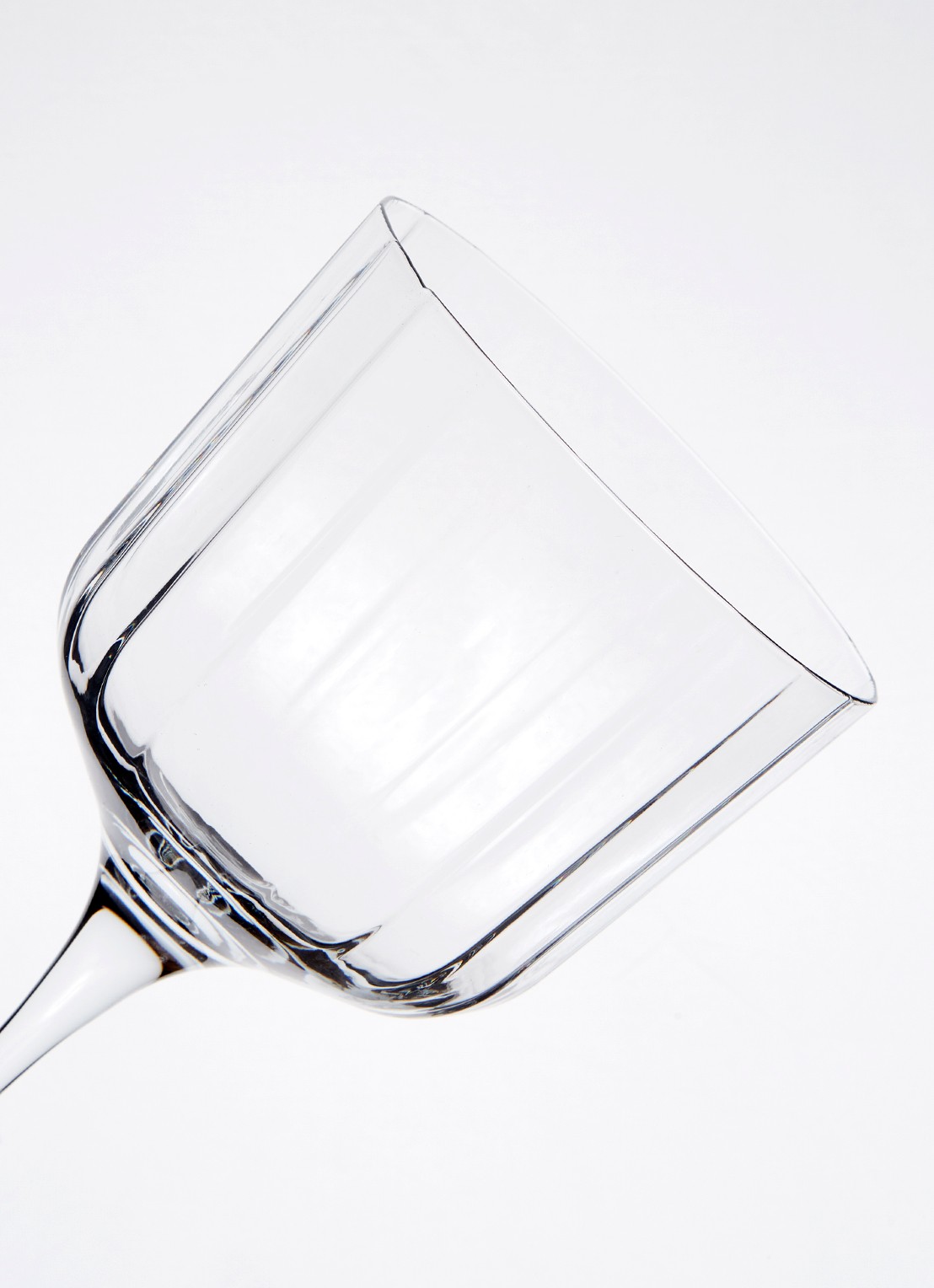 Luigi Bormioli Bach gin glas 60 cl set van 4 - voorkant 2 transparant