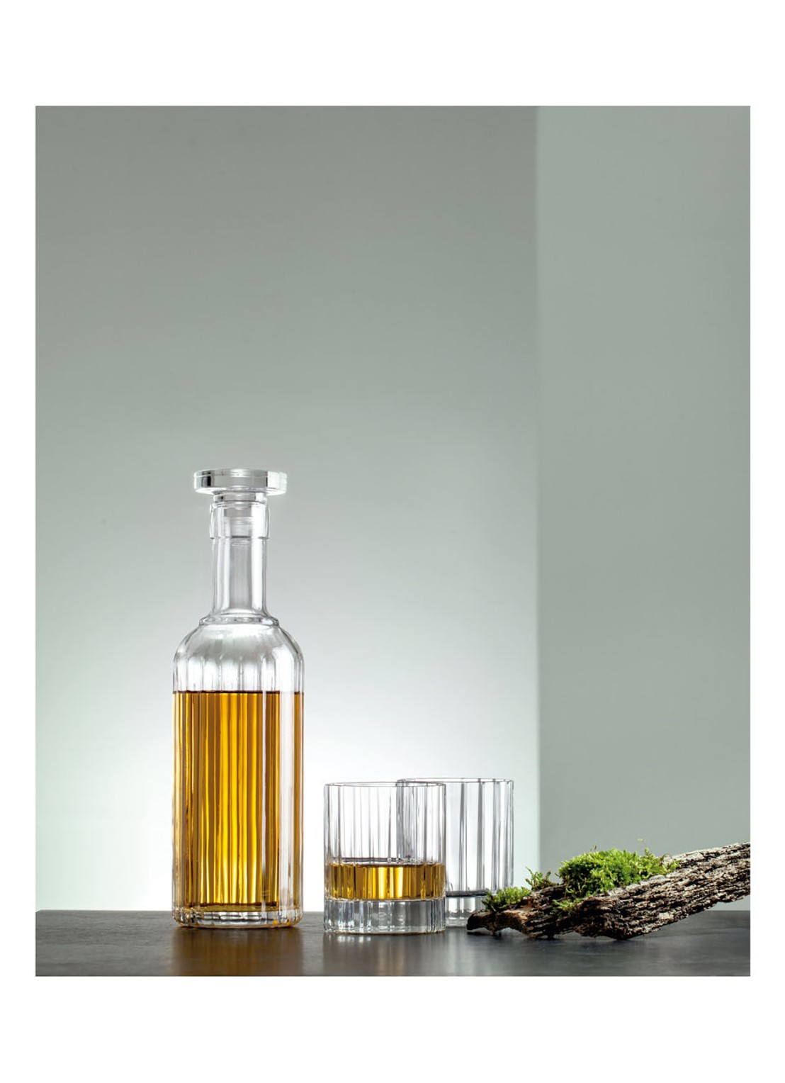 Luigi Bormioli Bach whisky karaf 70 cl - voorkant 2 transparant