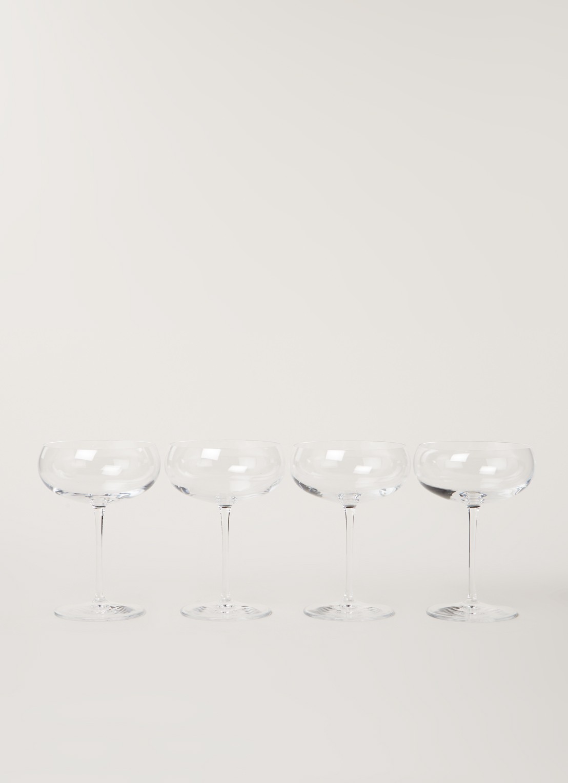 Luigi Bormioli Talismano Old Martini cocktailglas 30 cl set van 4 - voorkant 2 transparant