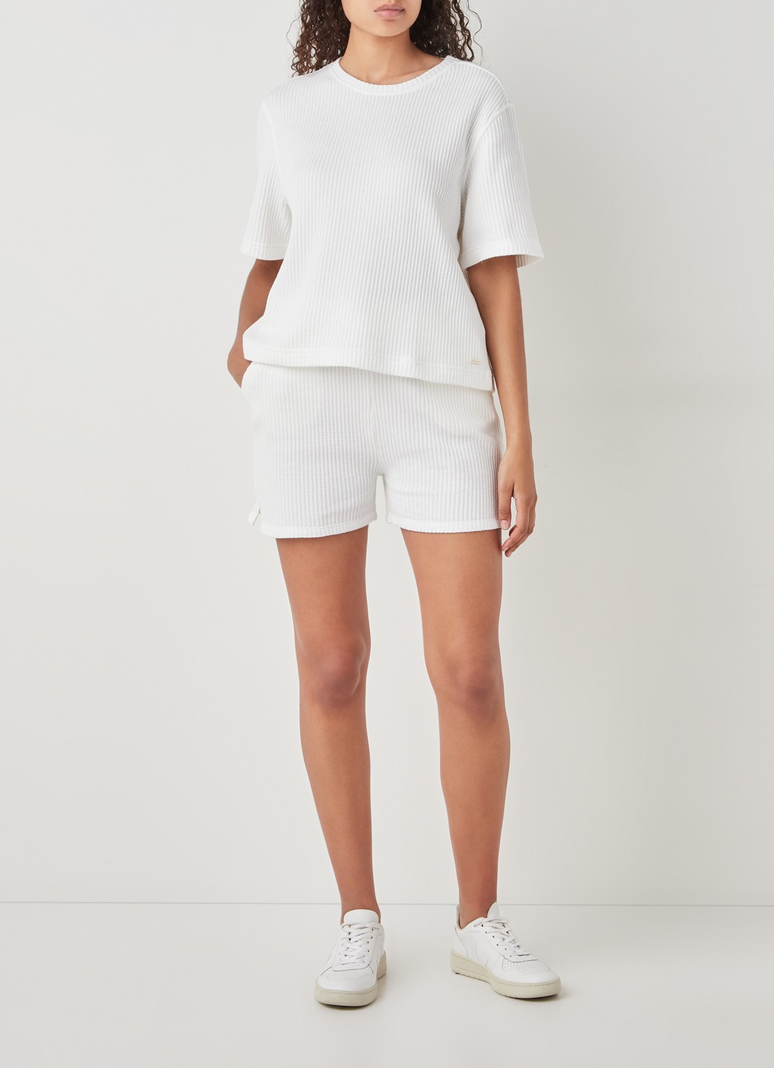 Lune Active Ella T-shirt van biologisch katoen met structuur - voorkant 3 wit