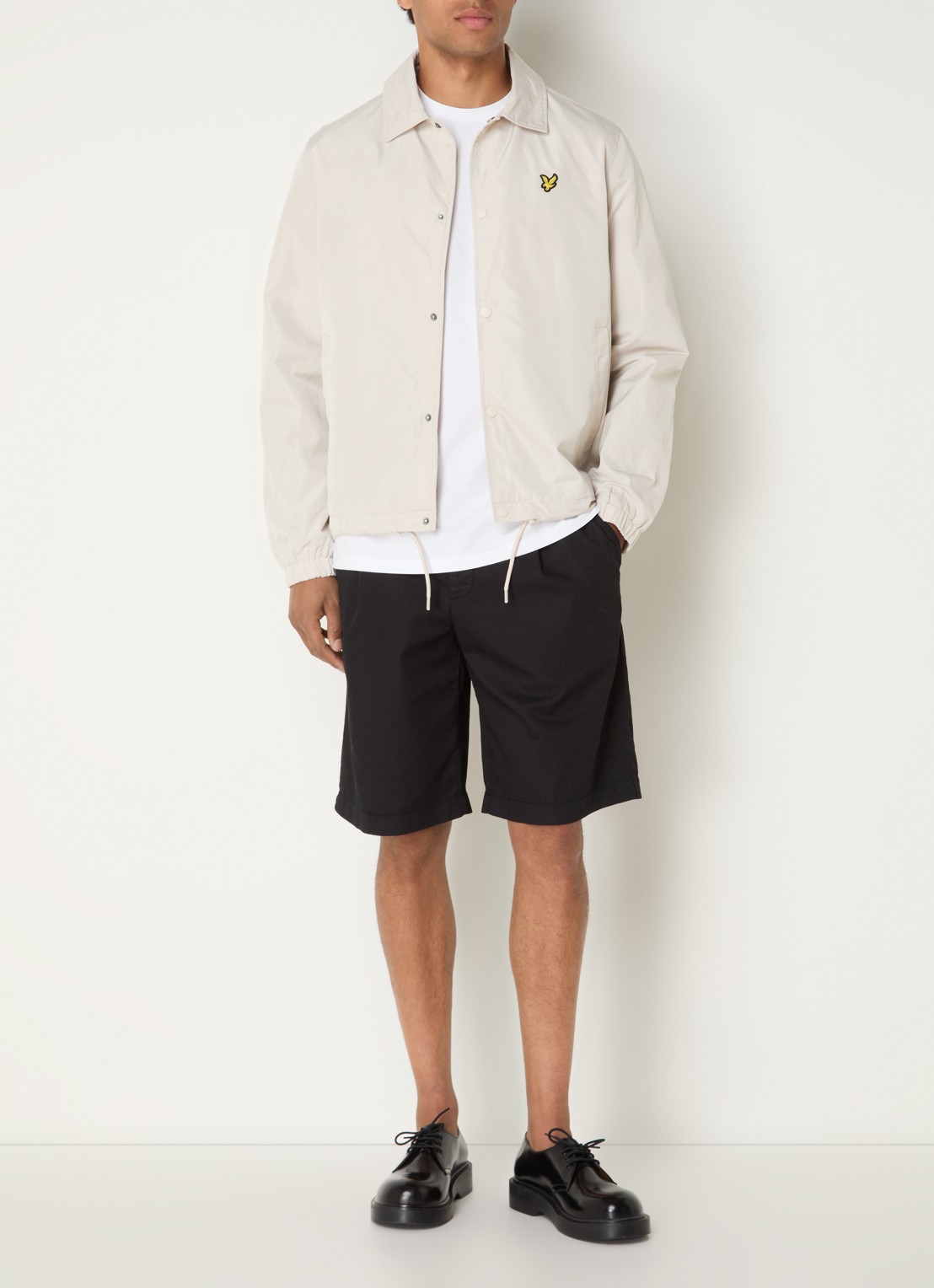 Lyle & Scott Coach jack met steekzakken - voorkant 3 creme