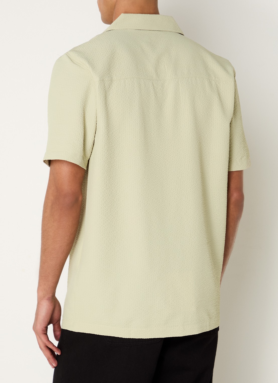 Lyle & Scott Crinkle Resort regular fit overhemd met borstzak - achterkant beige