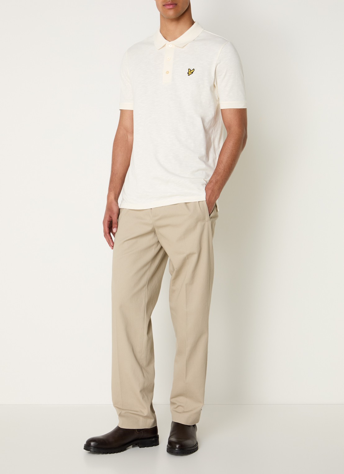 Lyle & Scott Fine Slub regular fit polo met logo - voorkant 4 beige
