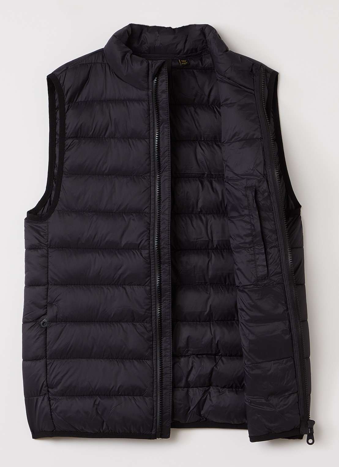 Lyle & Scott Gewatteerde bodywarmer met logo - voorkant 2 zwart