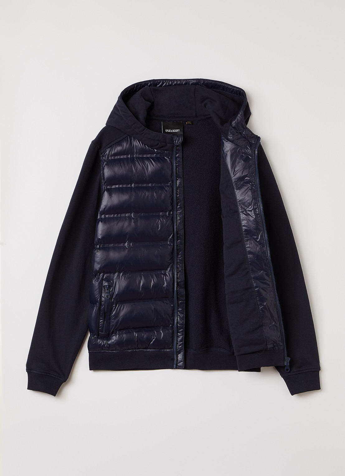 Lyle & Scott Hybrid gewatteerde vest met logo  - voorkant 3 donkerblauw
