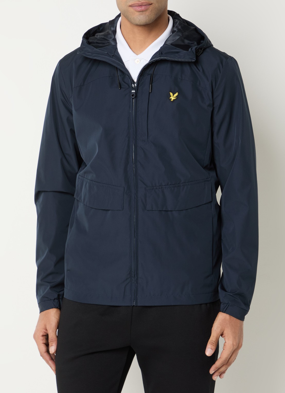 Lyle & Scott Jack met logo en capuchon - detail donkerblauw