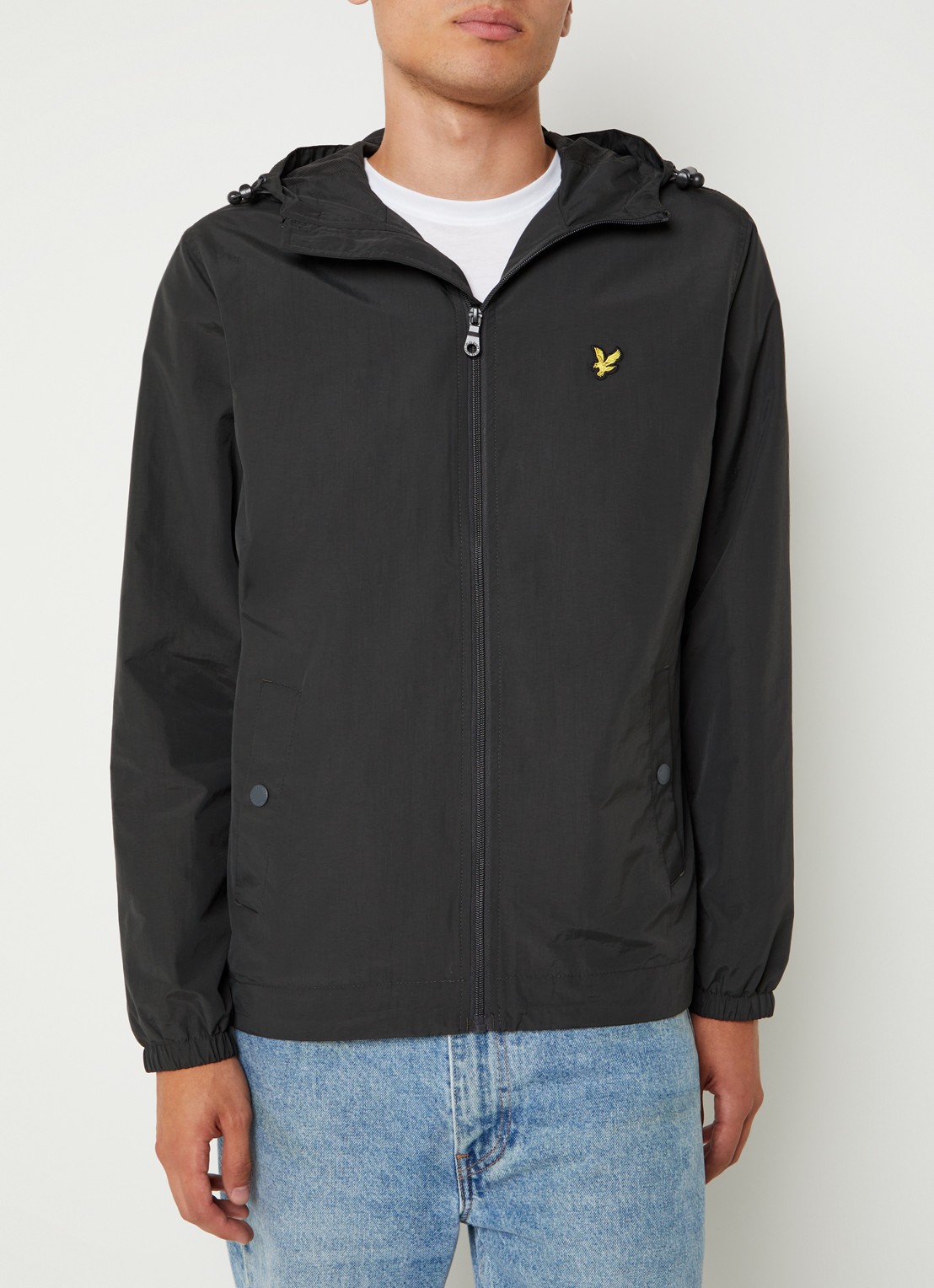 Lyle & Scott Lichtgewicht jack met capuchon - detail 3 antraciet