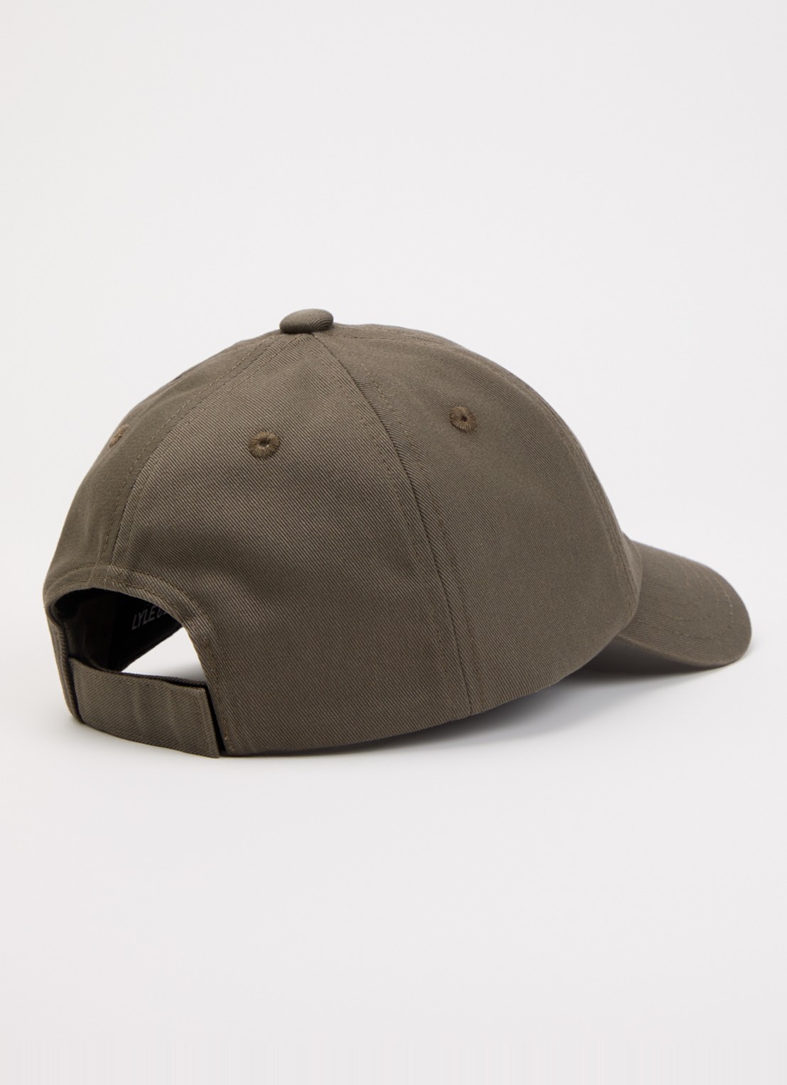 Lyle & Scott Pet met logoborduring - detail 2 donkerkhaki