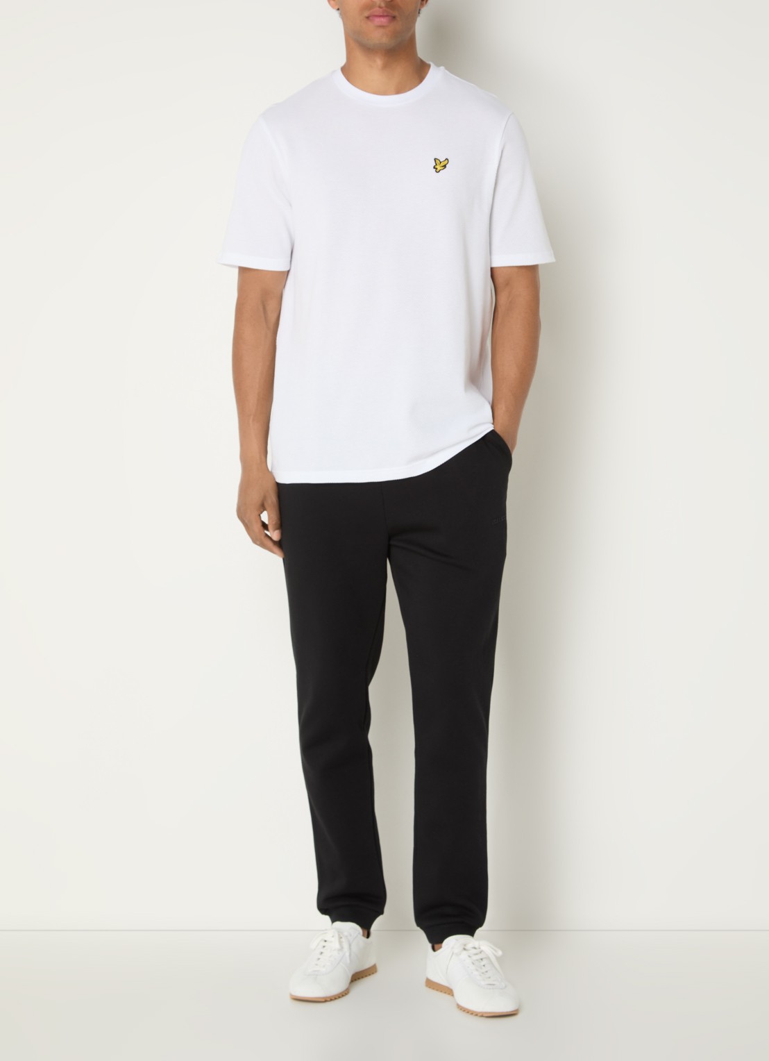 Lyle & Scott Popcorn T-shirt met logo - voorkant 2 wit