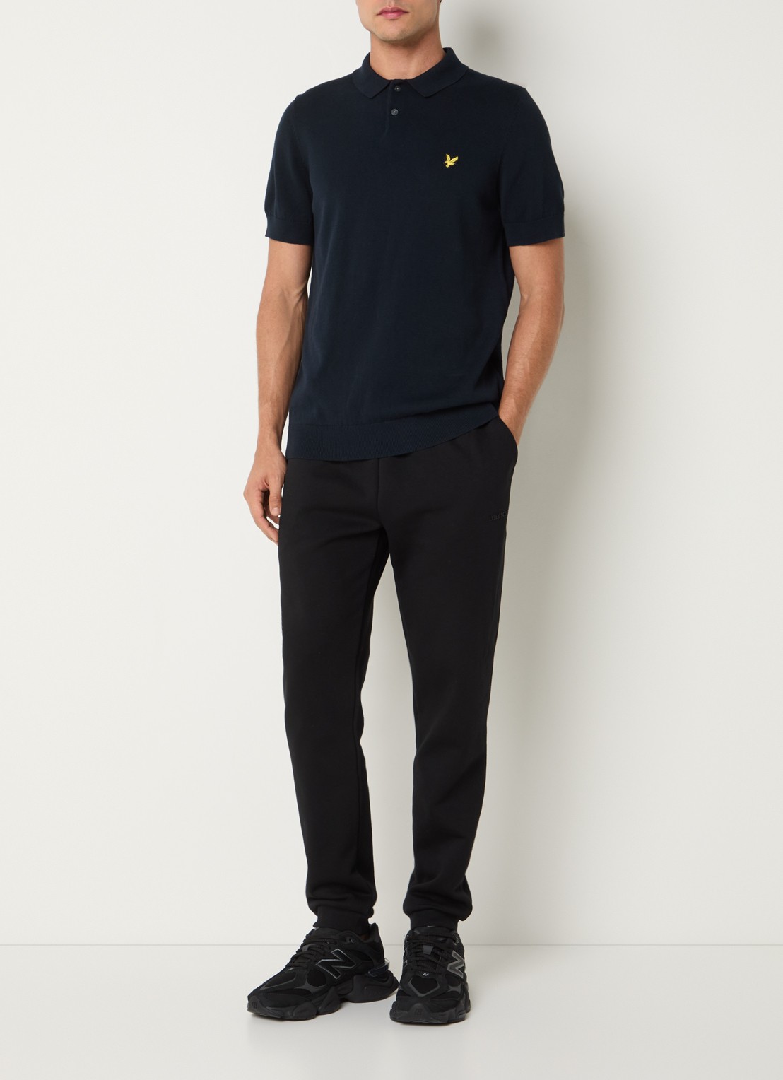 Lyle & Scott Regular fit polo met logo - voorkant 2 donkerblauw