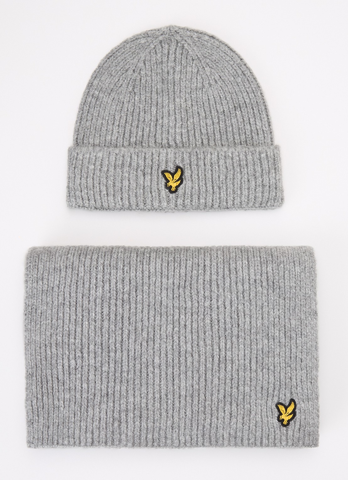 Lyle & Scott Ribgebreide muts en sjaal 180 x 33 cm in giftbox - voorkant grijsmele