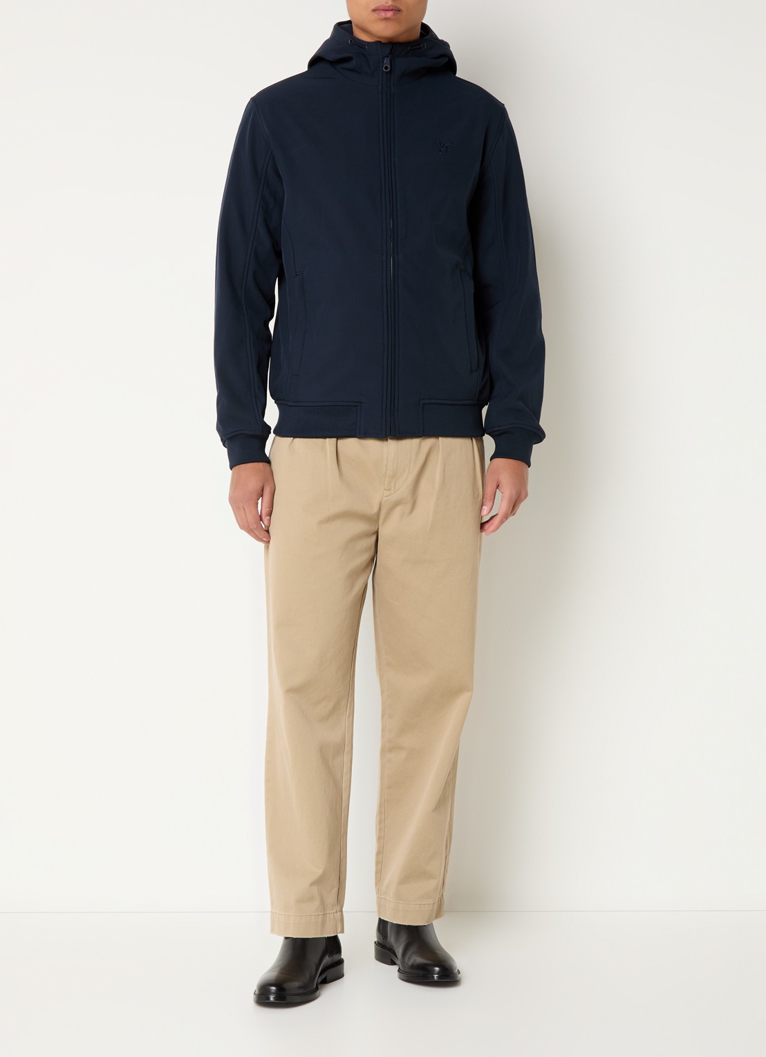 Lyle & Scott Softshell jack met capuchon en ritszakken - voorkant 2 donkerblauw
