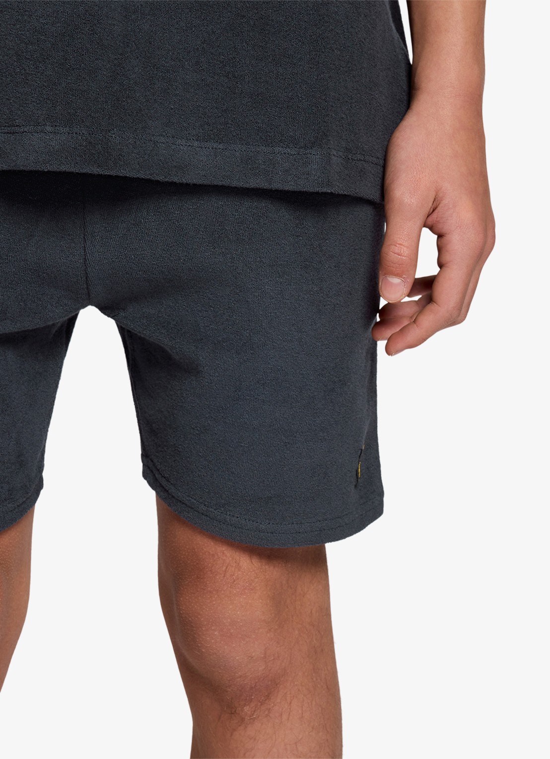 Lyle & Scott Straight fit korte broek van badstof - detail donkerblauw