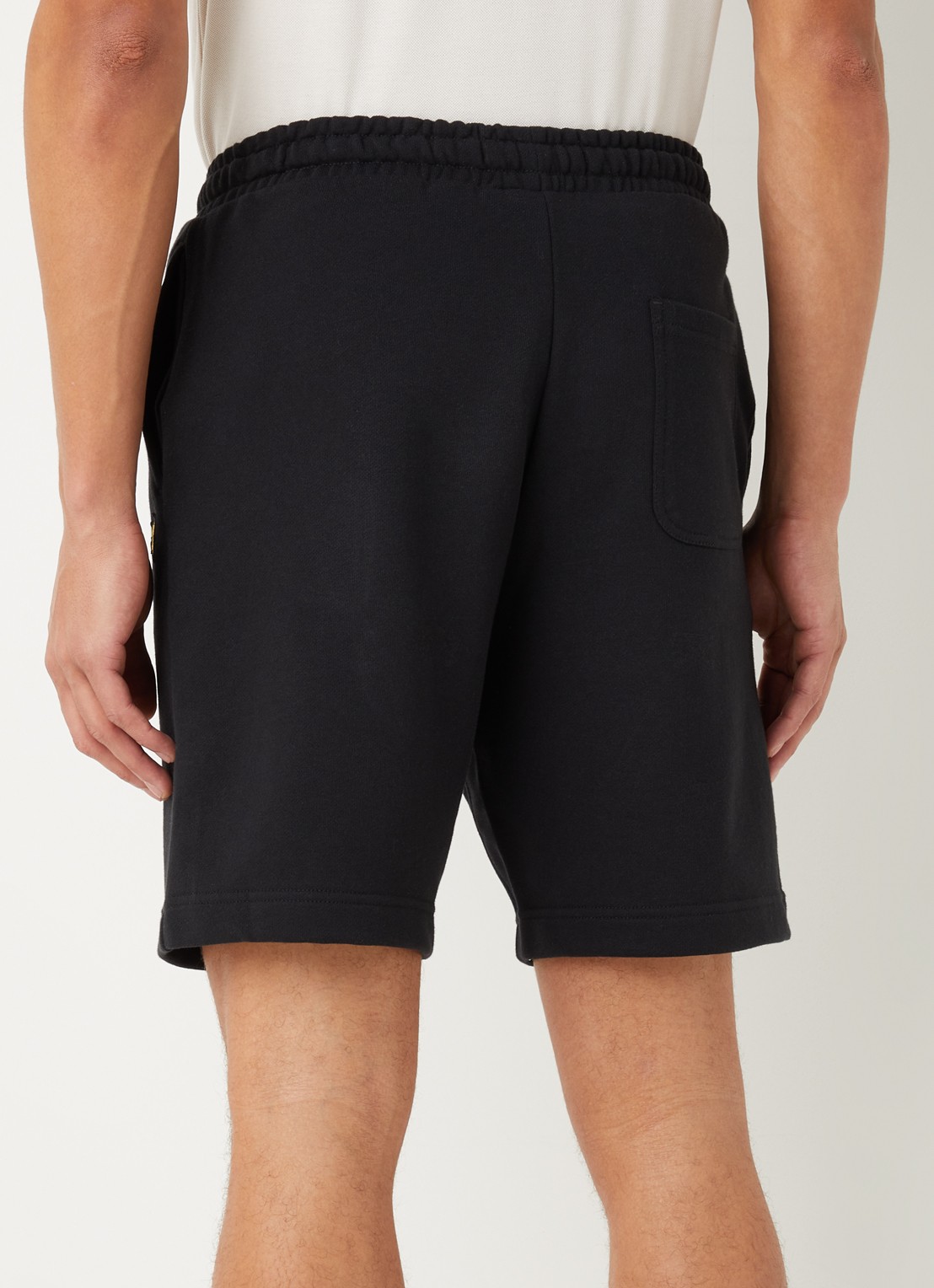 Lyle & Scott Straight fit korte joggingbroek van  katoen met logo  - achterkant 4 zwart