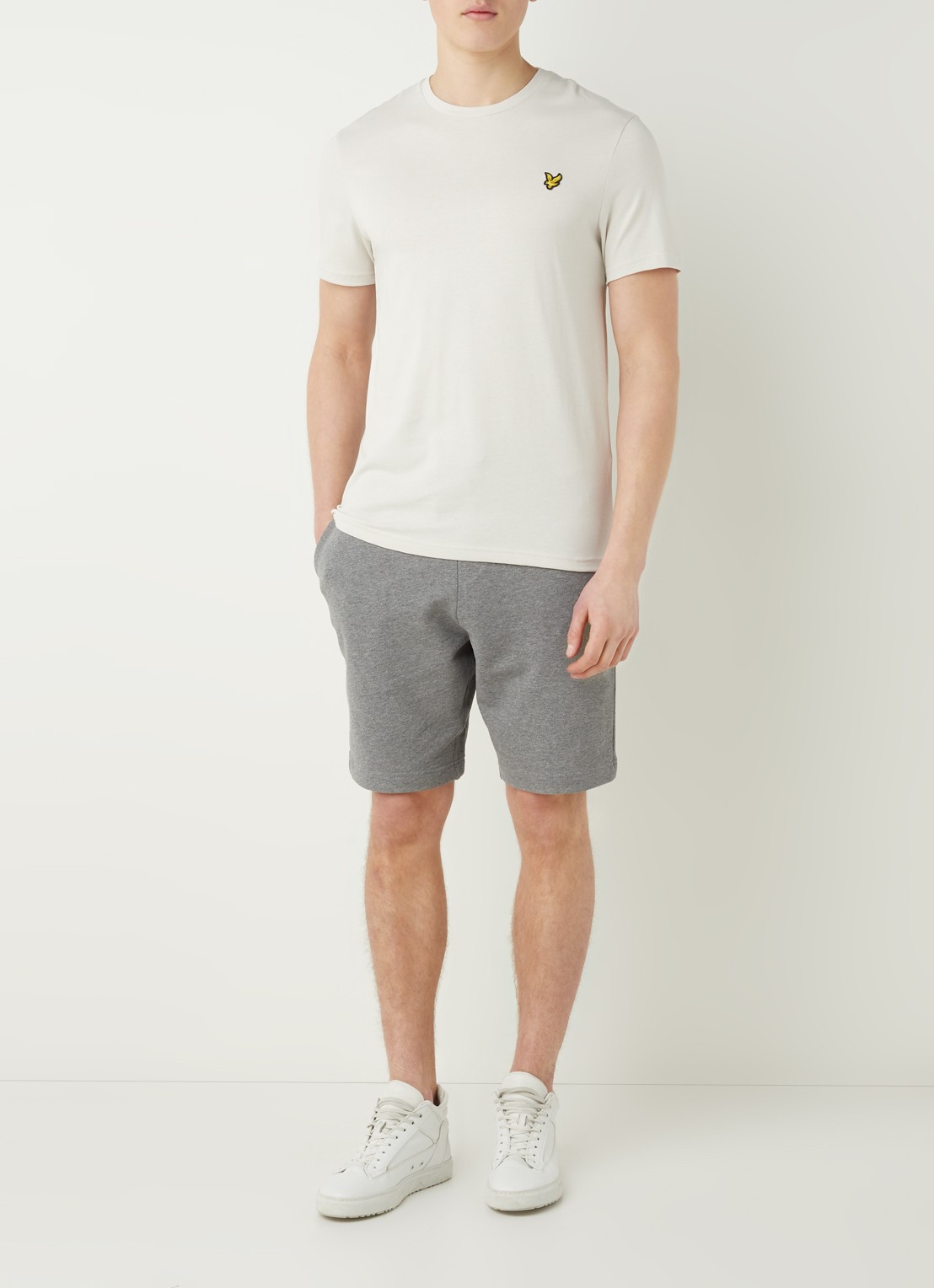 Lyle & Scott Straight fit korte joggingbroek van  katoen met logo  - voorkant 2 grijsmele