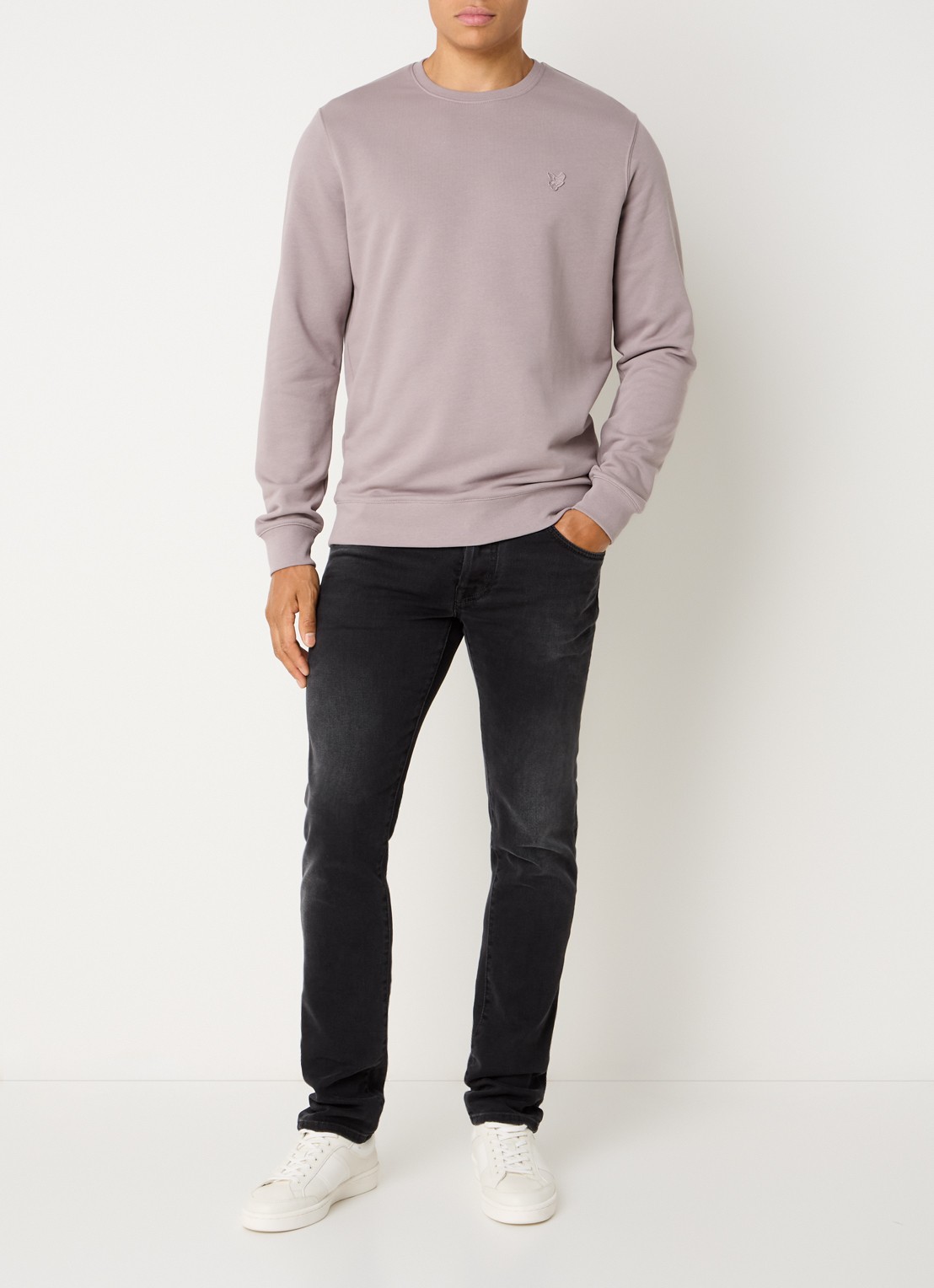 Lyle & Scott Sweater met logo - voorkant 3 donkerbeige
