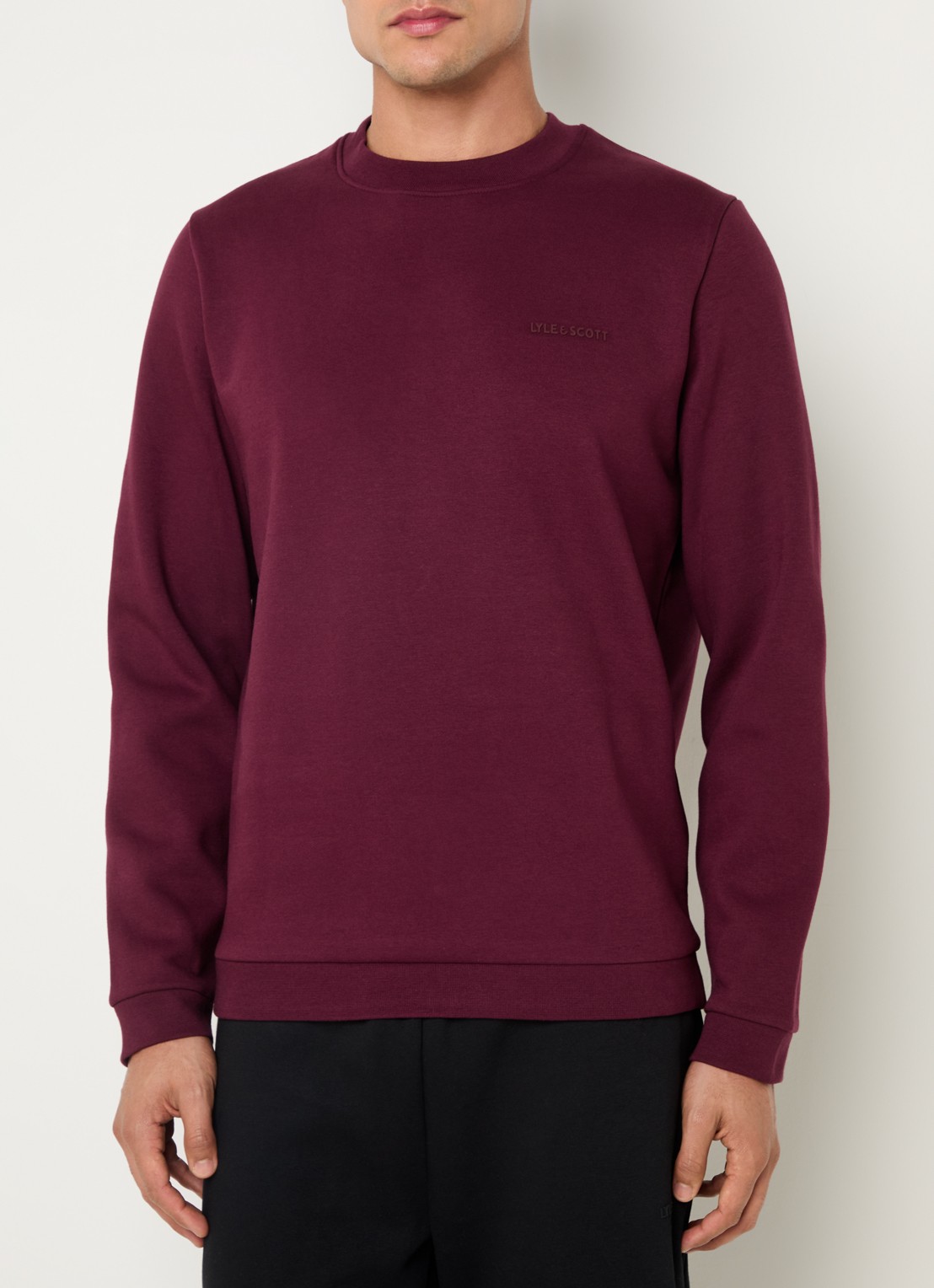 Lyle & Scott Sweater met logoprint - detail bordeauxrood