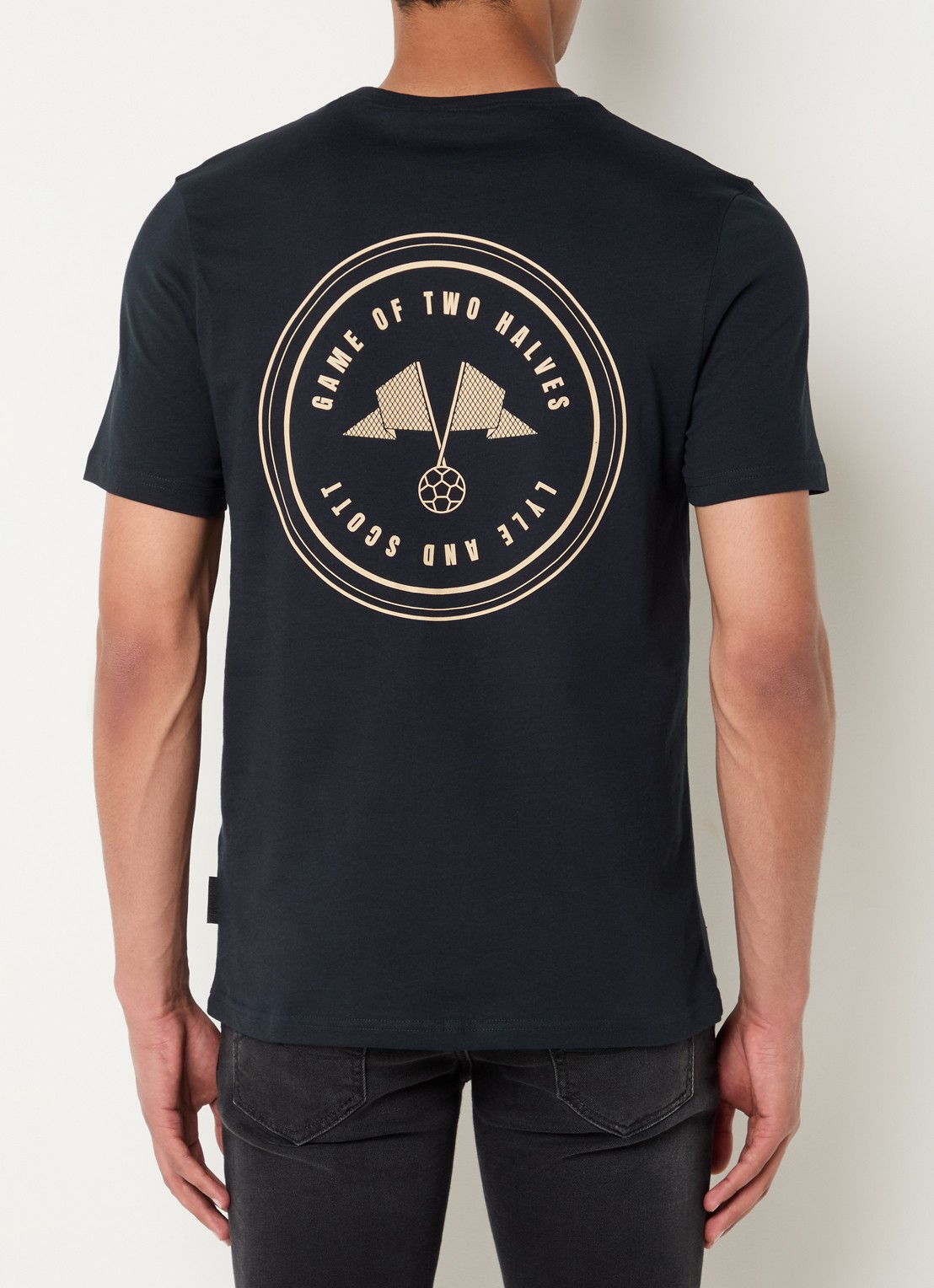 Lyle & Scott T-shirt met front- en backprint - detail donkerblauw