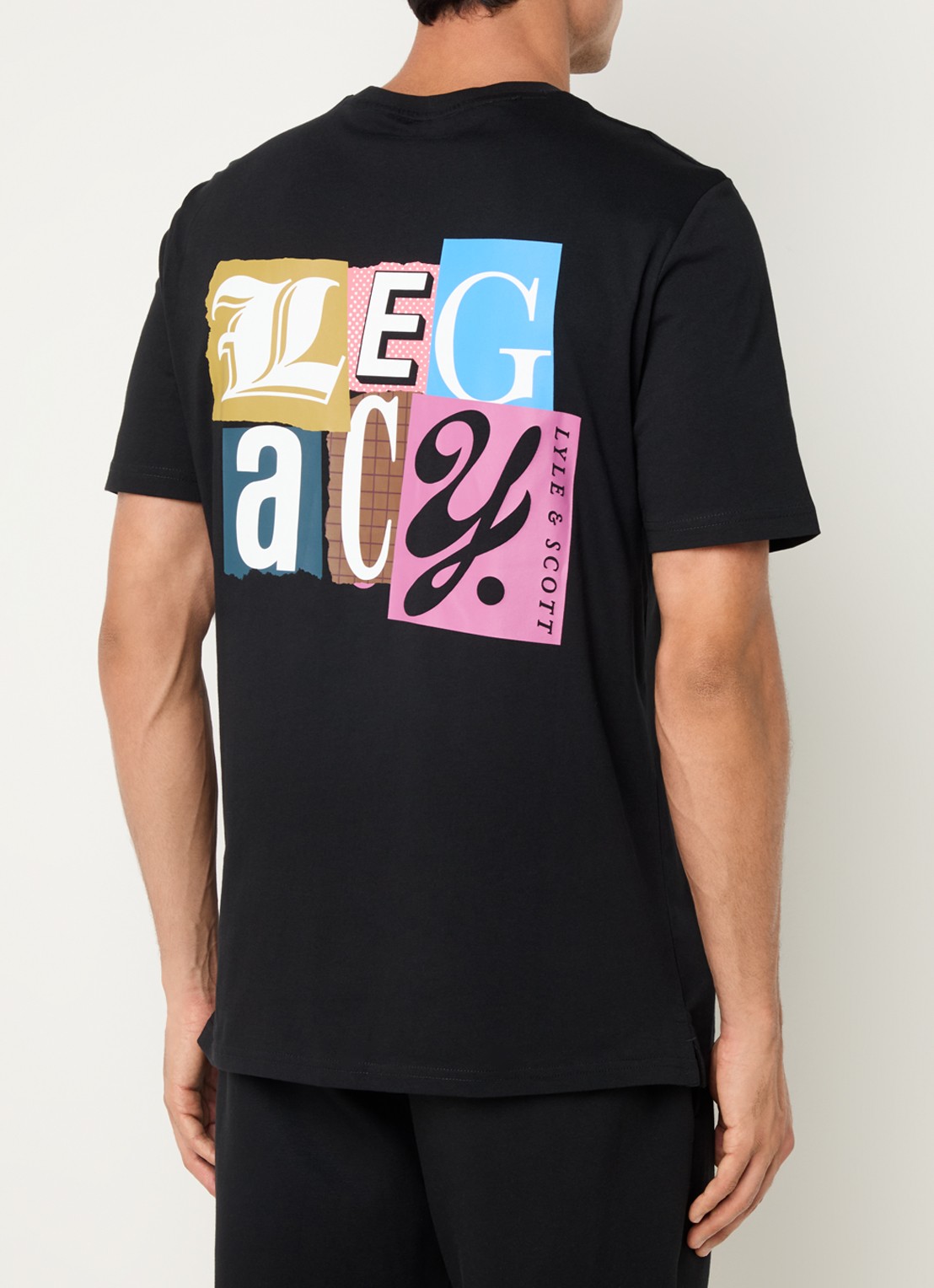 Lyle & Scott T-shirt met front- en backprint - detail 3 zwart