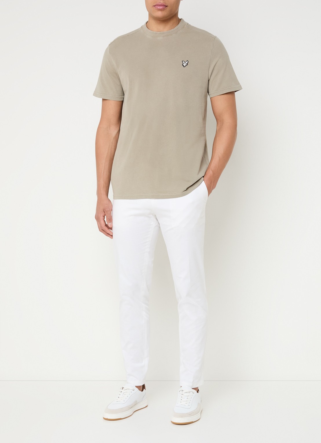 Lyle & Scott T-shirt met logoborduring - voorkant 2 khaki