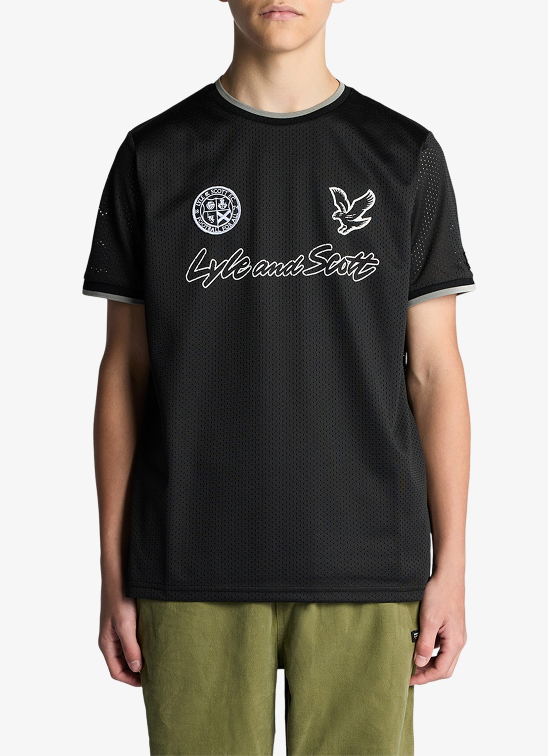 Lyle & Scott T-shirt met logoprint - voorkant 2 zwart