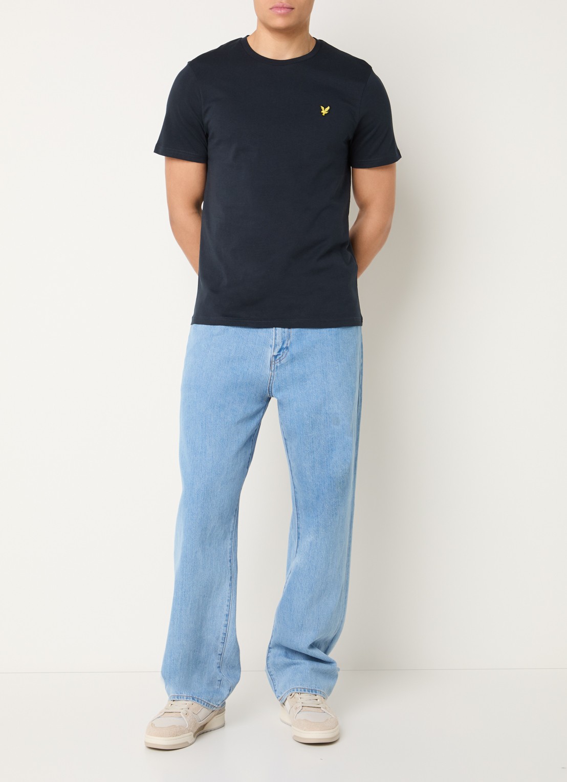 Lyle & Scott T-shirt met merkembleem - voorkant 2 donkerblauw