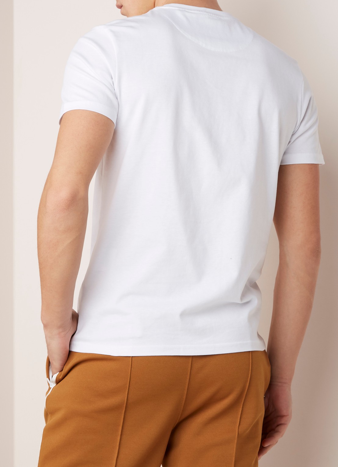 Lyle & Scott T-shirt met merkembleem - achterkant wit