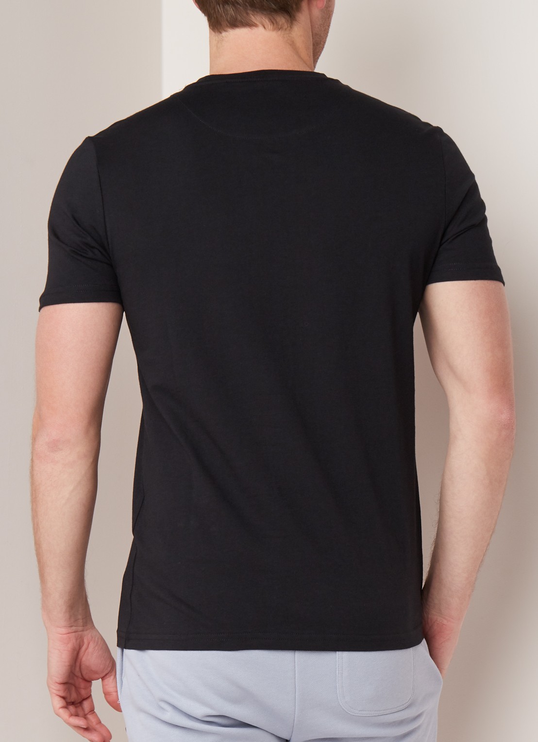 Lyle & Scott T-shirt met merkembleem - achterkant 3 zwart