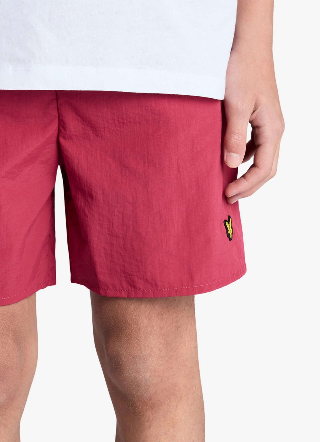 Lyle & Scott Zwemshorts met logoborduring - detail 2 cranberryrood