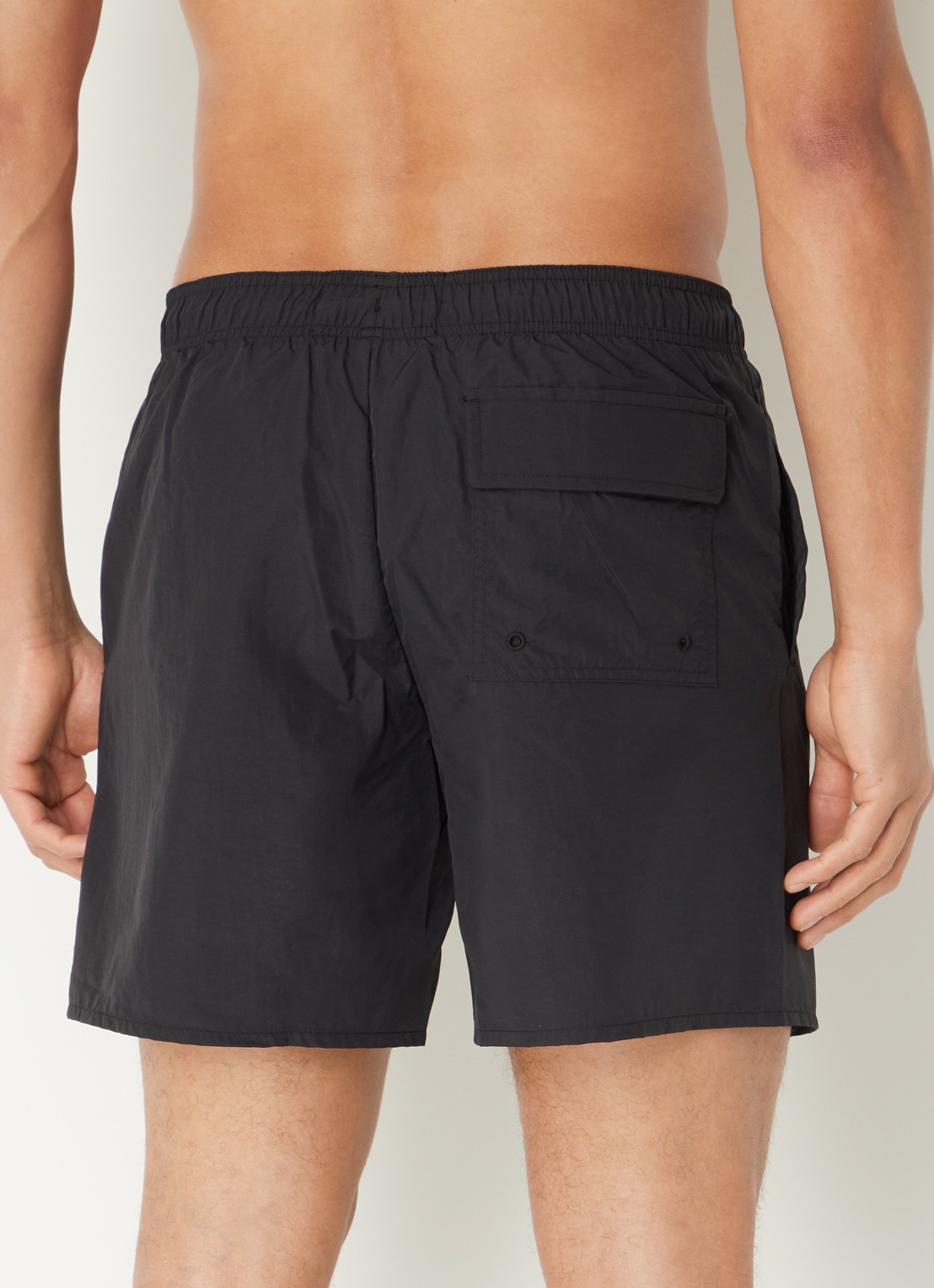 Lyle & Scott Zwemshorts met steekzakken en logo - achterkant zwart