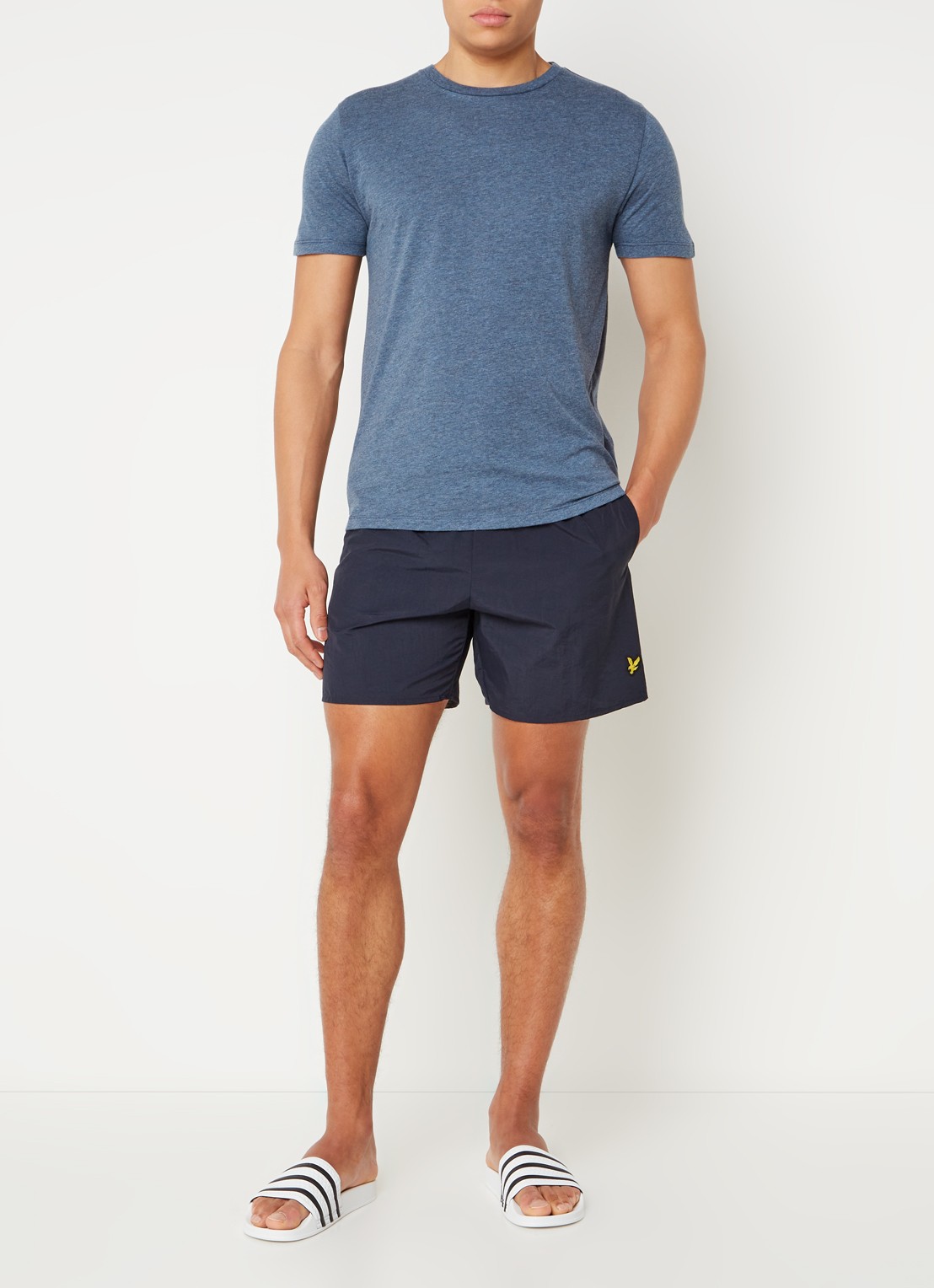 Lyle & Scott Zwemshorts met steekzakken en logo - voorkant 3 donkerblauw