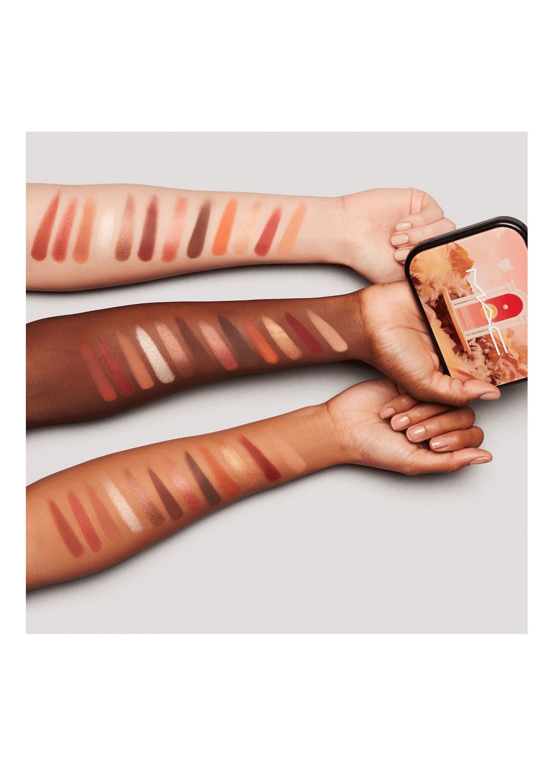 M·A·C Connect In Colour Eye Shadow Palette X12 - oogschaduw palette - detail 2 future flame