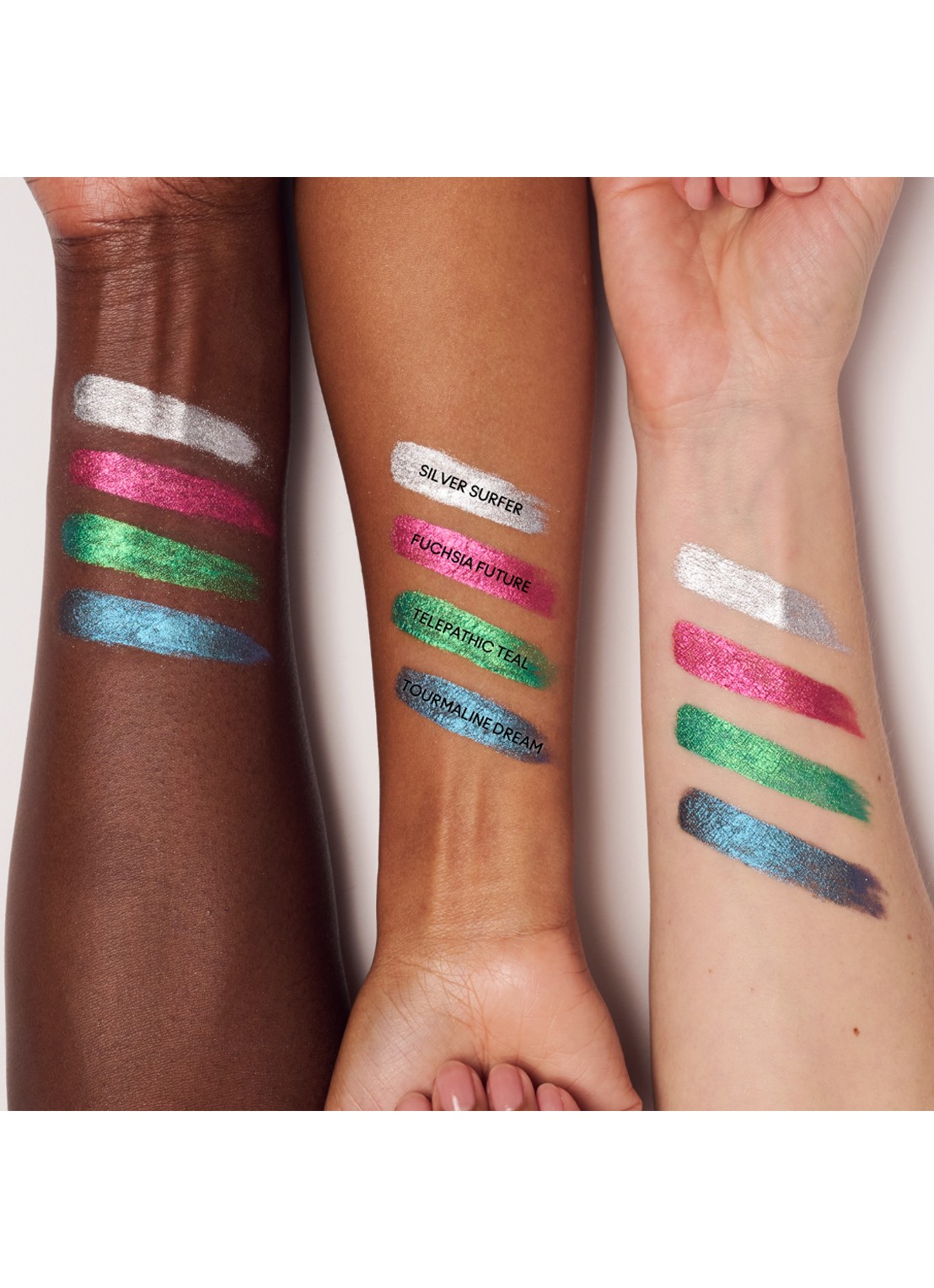 M·A·C Dazzleshadow Liquid Eye Shadow - vloeibare oogschaduw - detail 5 telepathic teal