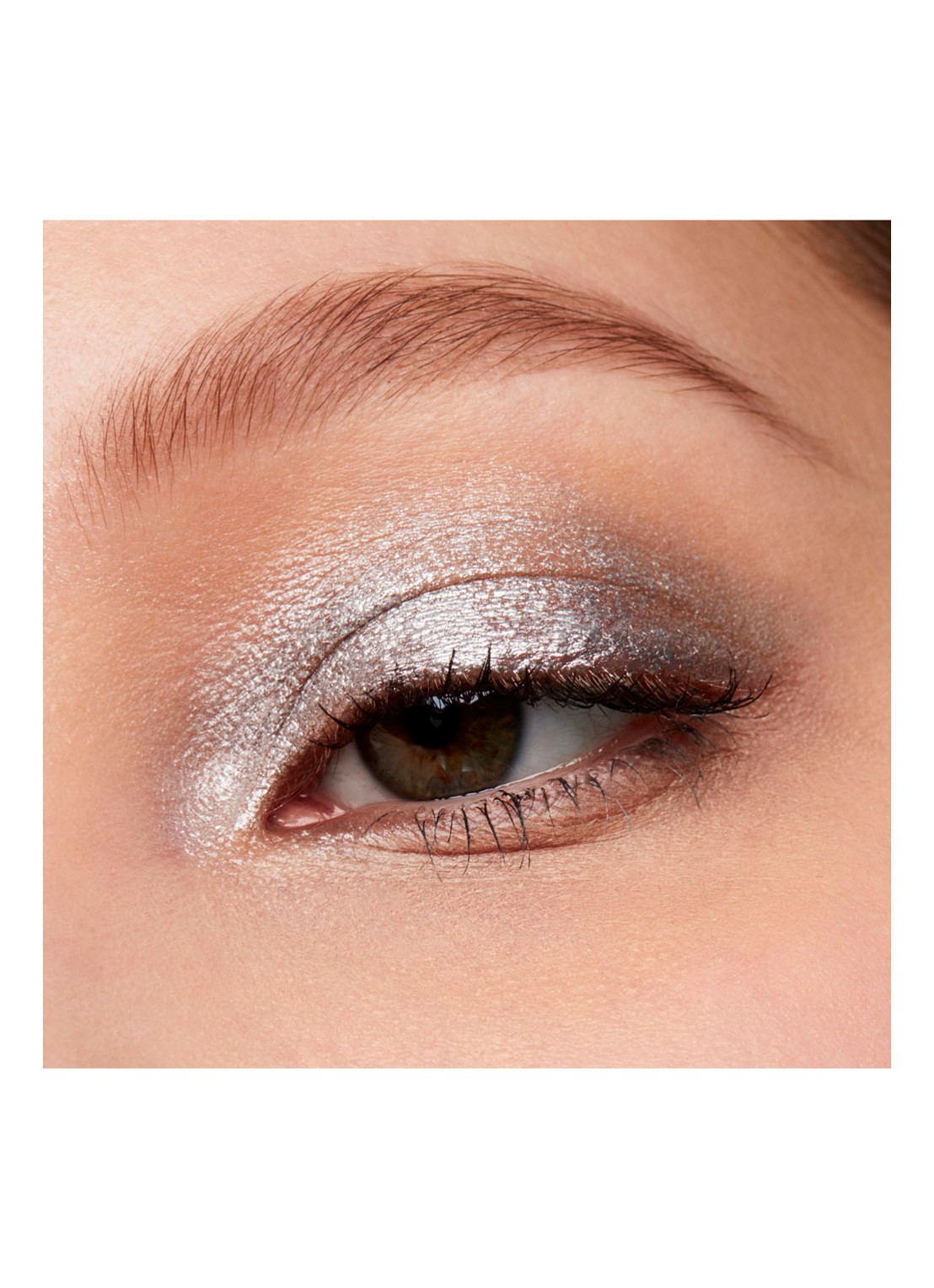 M·A·C Dazzleshadow Liquid - vloeibare oogschaduw - detail 3 stars in my eyes