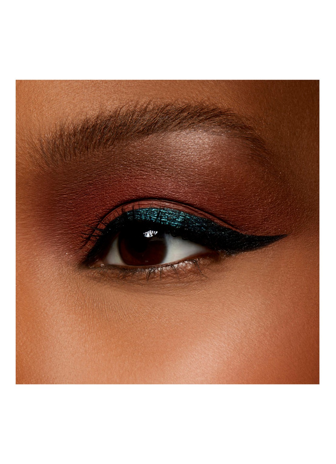 M·A·C Eye Shadow Matte Brown - detail 4 brown script