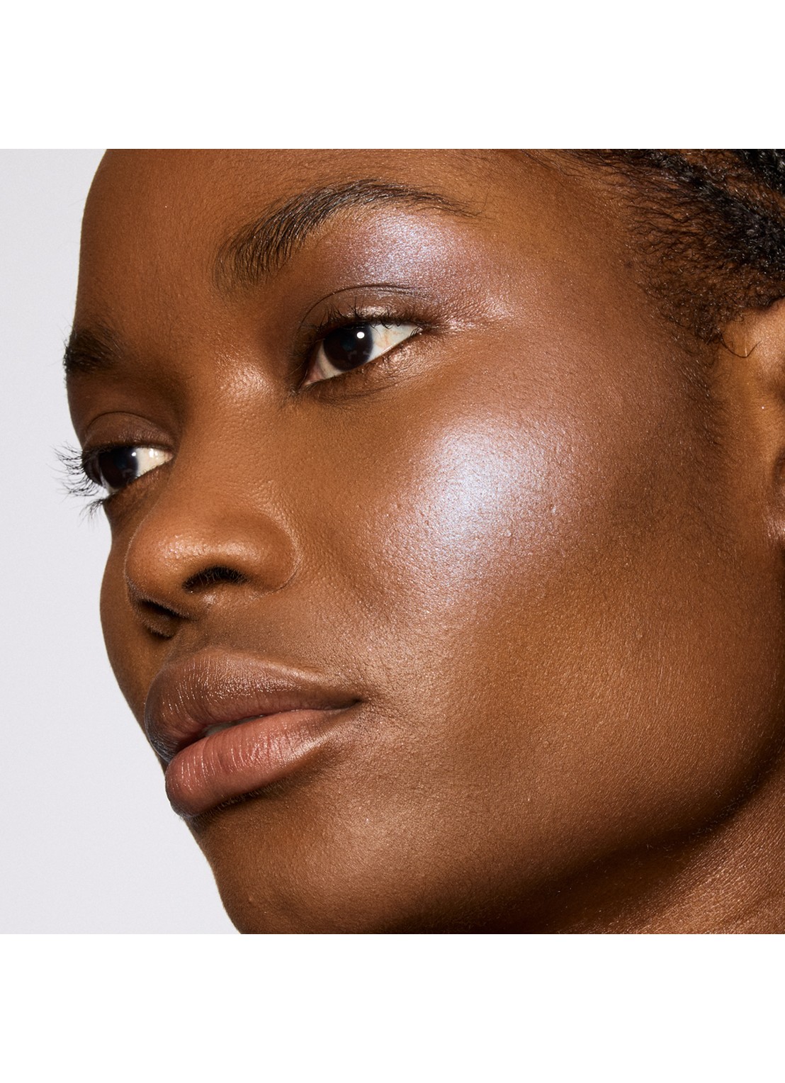 M·A·C Glow Play Bouncy Highlighter - highlighter - achterkant 8 wind chill