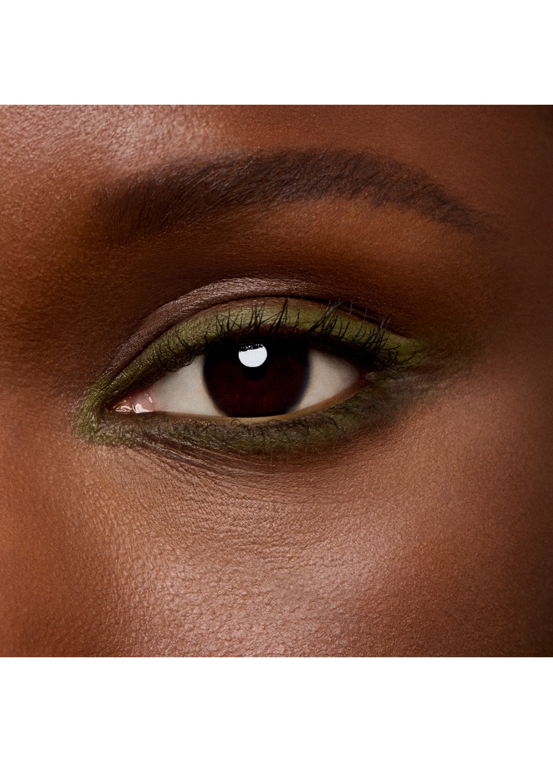 M·A·C Kajal Longwear Smoky Eye Liner - oogpotlood - detail 3 swamped