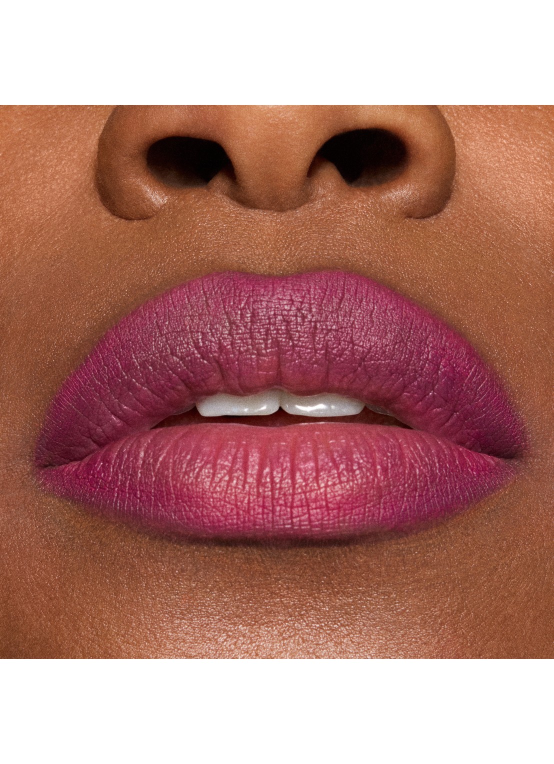 M·A·C Lashes to Lips Kit: Red - make-up set - detail 5 nightingale