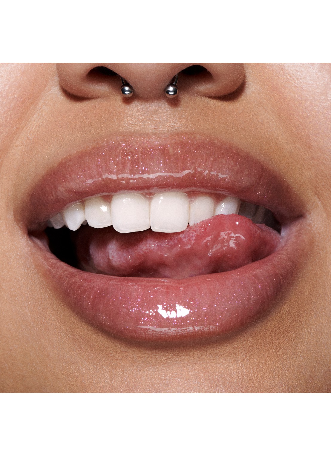 M·A·C Lipglass Air Mini Gloss - detail 6 frosting