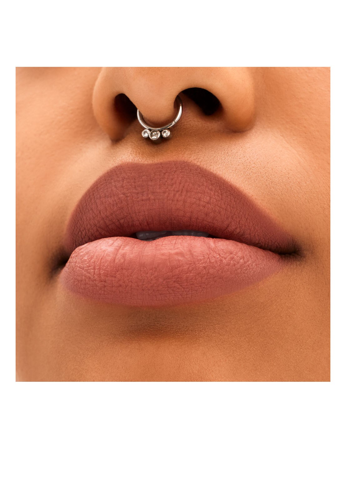 M·A·C Locked Kiss - lipstick  - detail 3 mischief