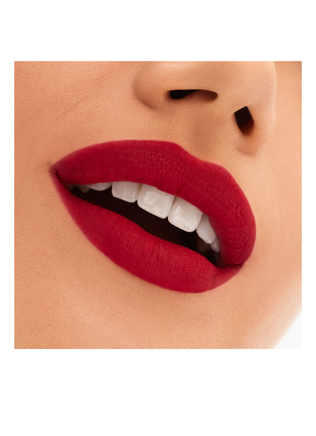 M·A·C Locked Kiss - lipstick  - detail 4 ruby true