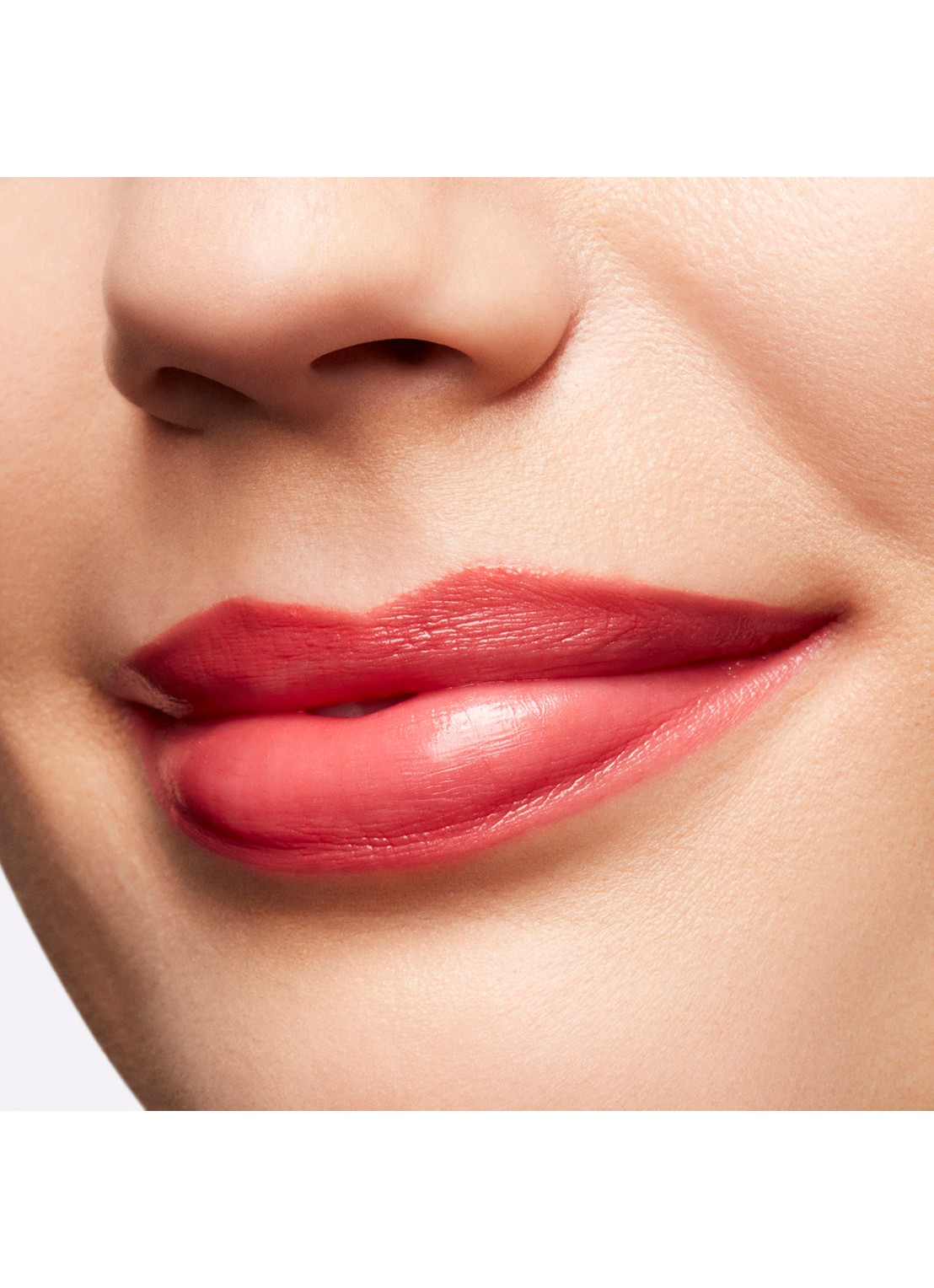 M·A·C Lustreglass Sheer-Shine Lipstick - lipstick - achterkant 8 gummy bare