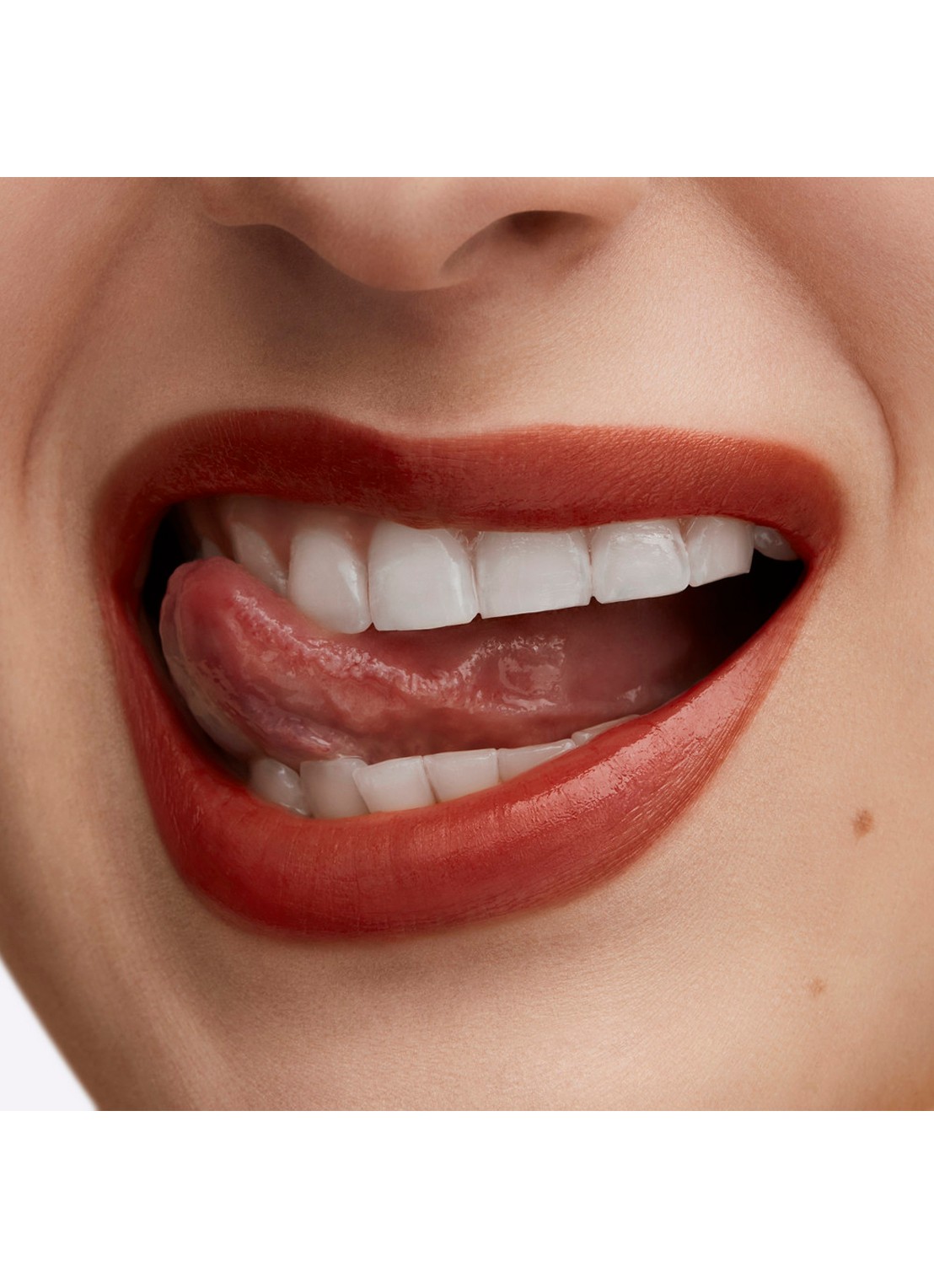 M·A·C Lustreglass Sheer-Shine Lipstick - lipstick - achterkant 6 pda