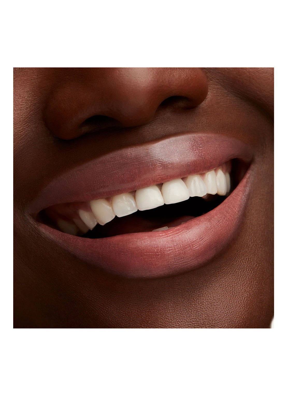 M·A·C Lustreglass Sheer-Shine Lipstick - detail 7 sellout