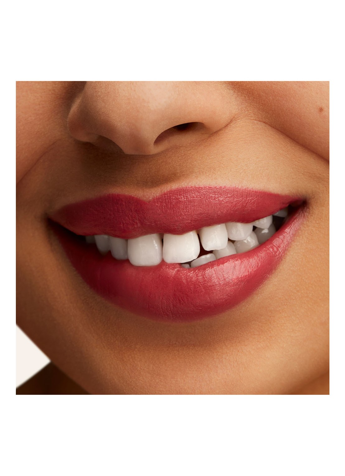 M·A·C Lustreglass Sheer-Shine Lipstick - detail 6 pigment of your imagination