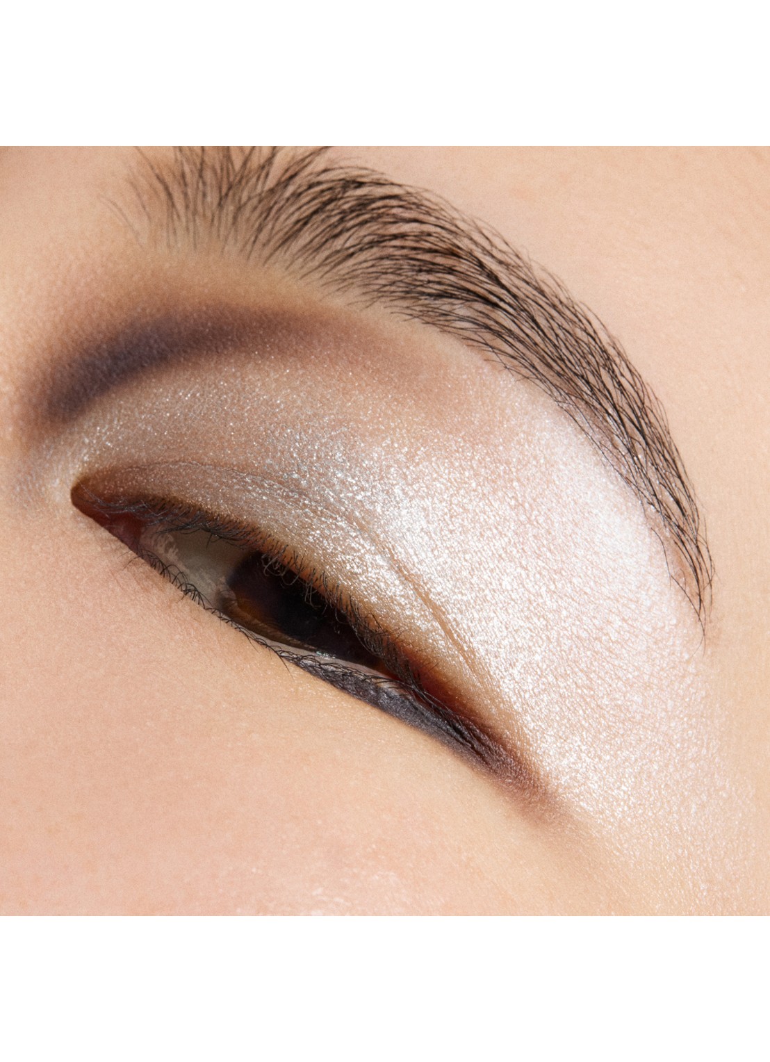 M·A·C Metallic Single Eye Shadow Compact - losse oogschaduw - detail 3 discotheque