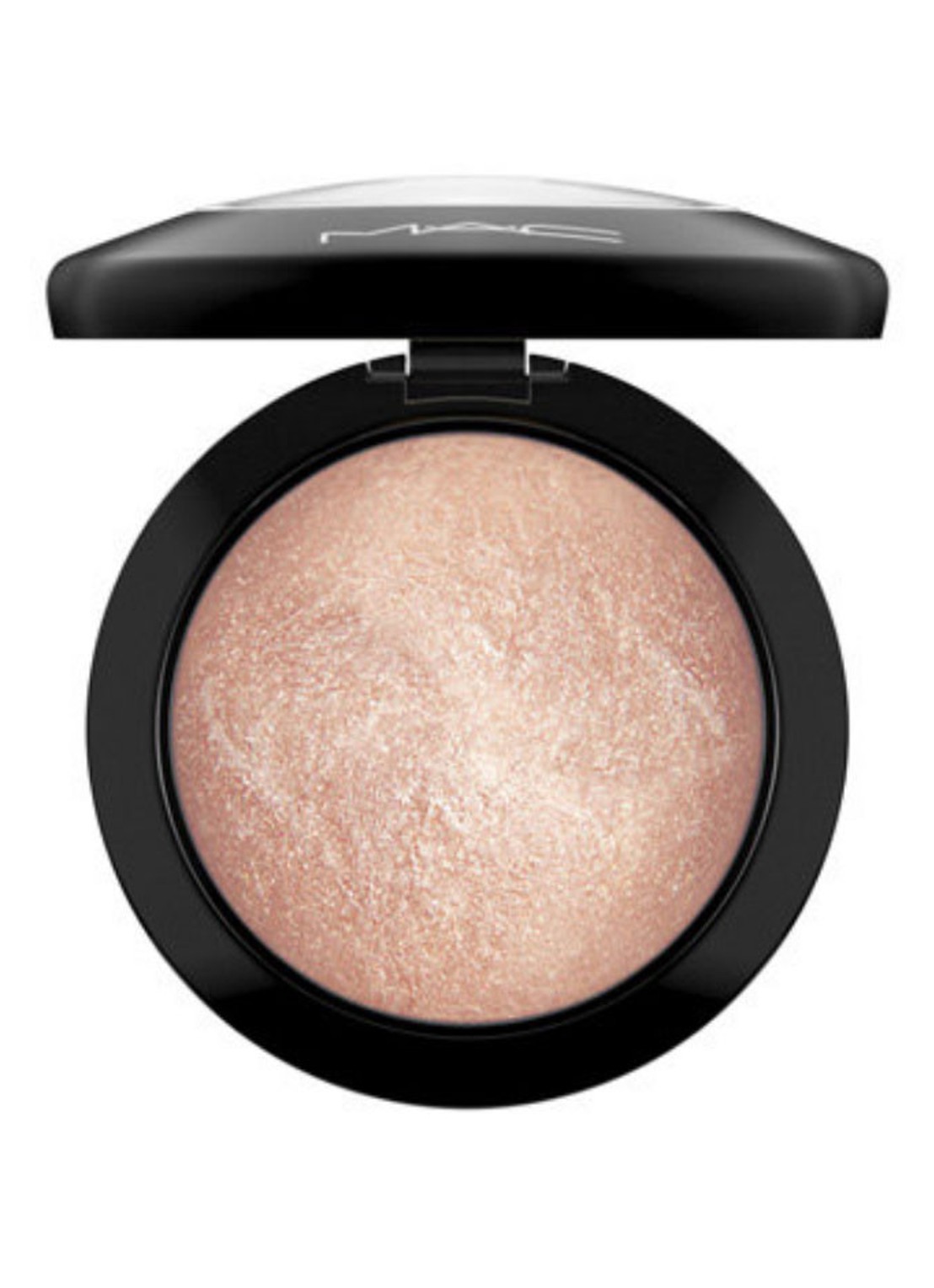 M·A·C Mineralize Skinfinish - highlighter - detail 5 soft and gentle