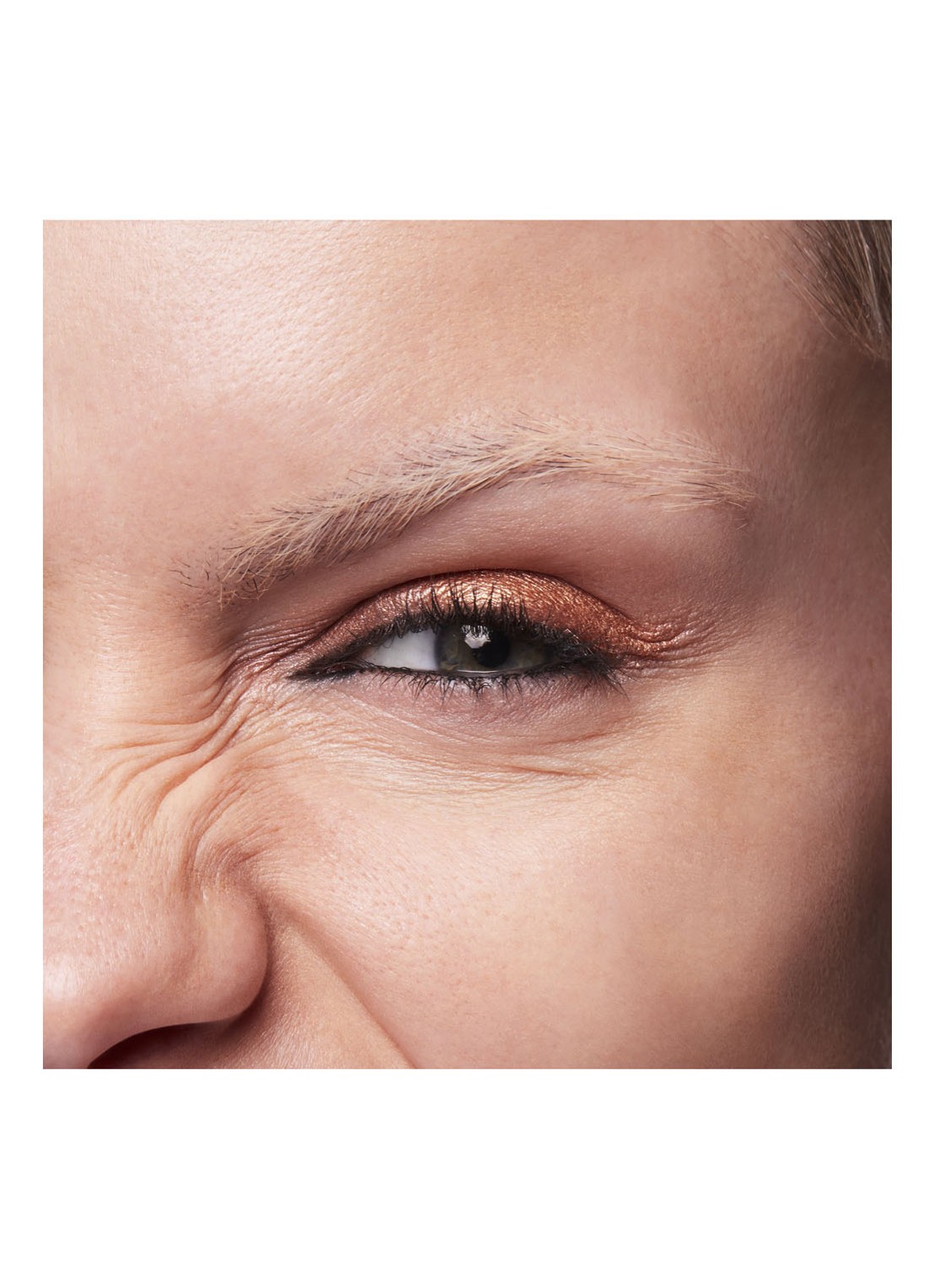 M·A·C Now You See Me Extra Dimension Eye Kit: Smoky - Limited Eition make-up set - detail 4 golden