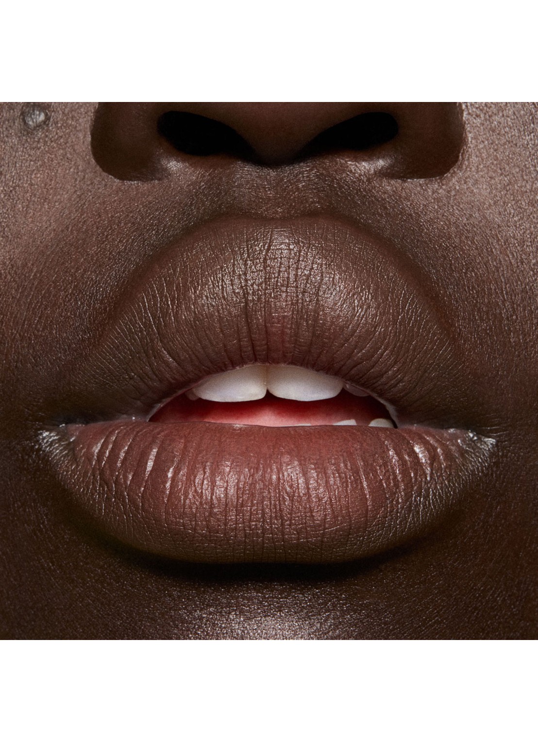 M·A·C Powder Kiss Hazy Matte Lipstick - detail 5 chestnut